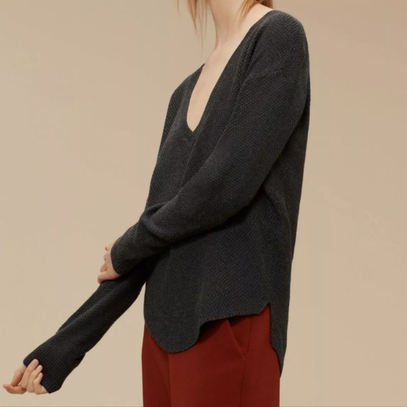 Wilfred (Aritzia) Galois Silk & Cashmere Sweater, size S - Picture 1 of 11
